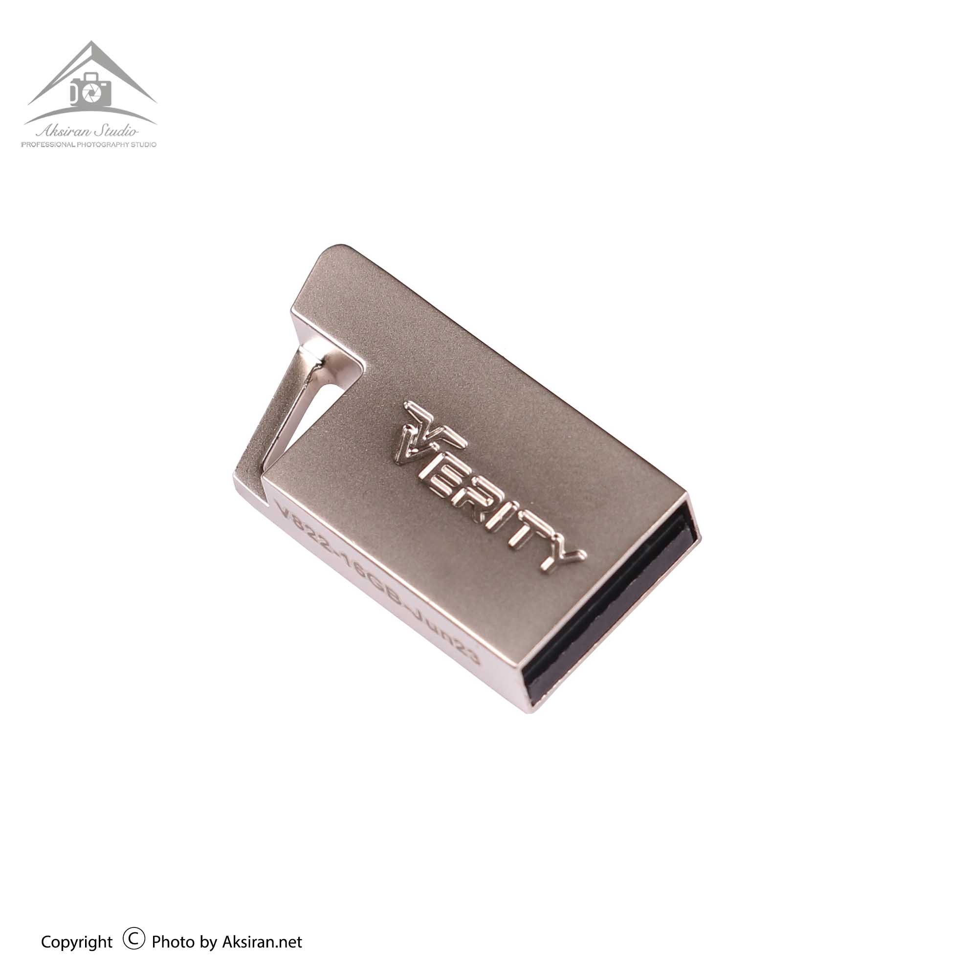 فلش مموری وریتی مدل V822 USB2.0 با ظرفیت 32 گیگابایت 